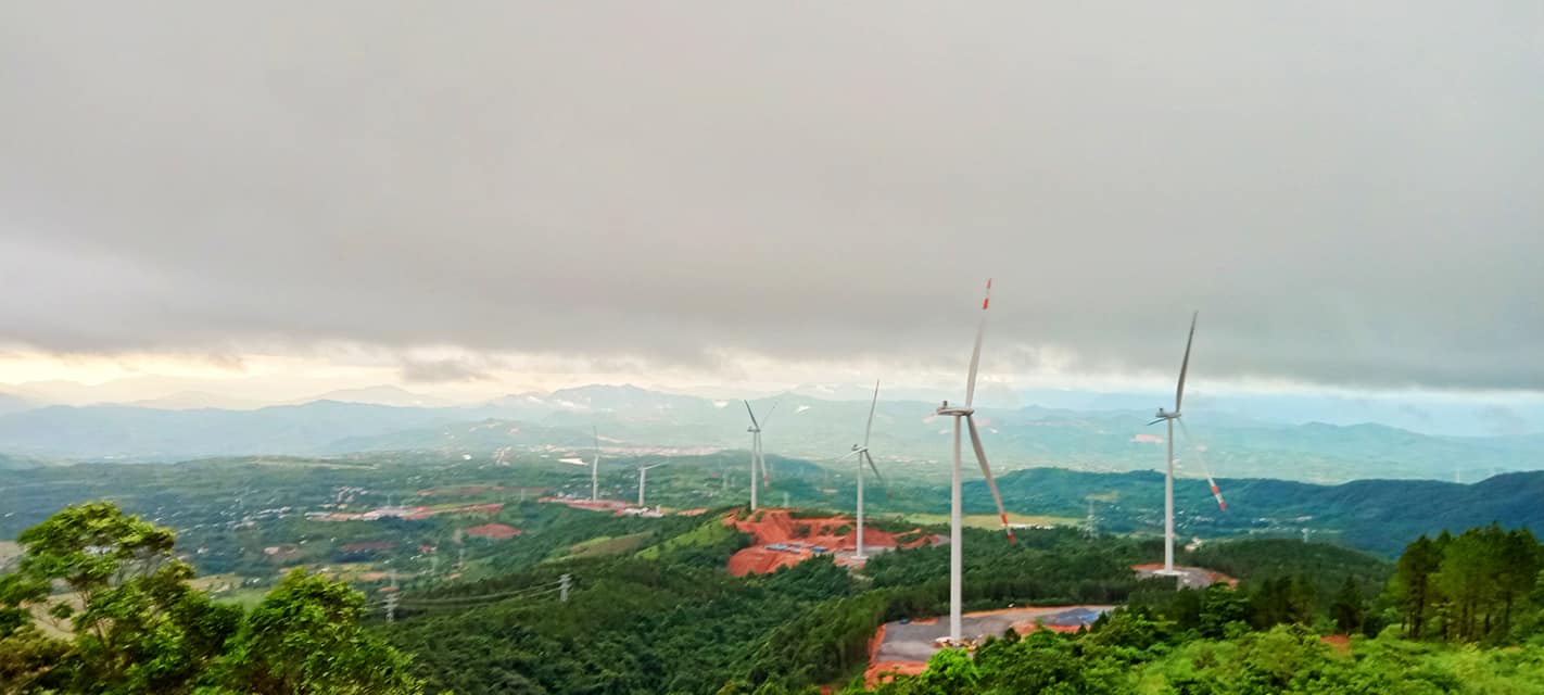 Cánh đồng điện gió huyện Hướng Hóa
